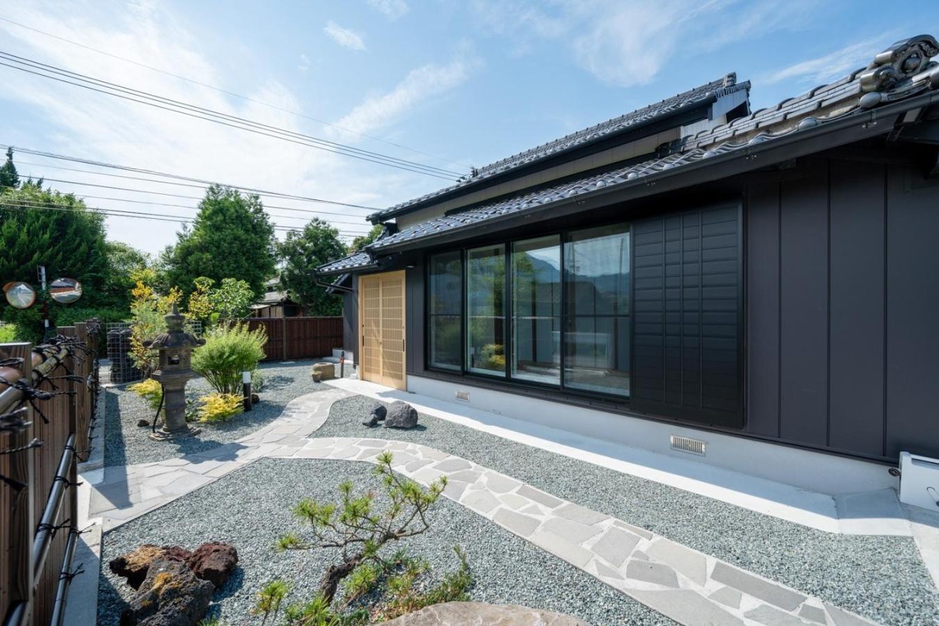 Shuka - Vacation 75085v